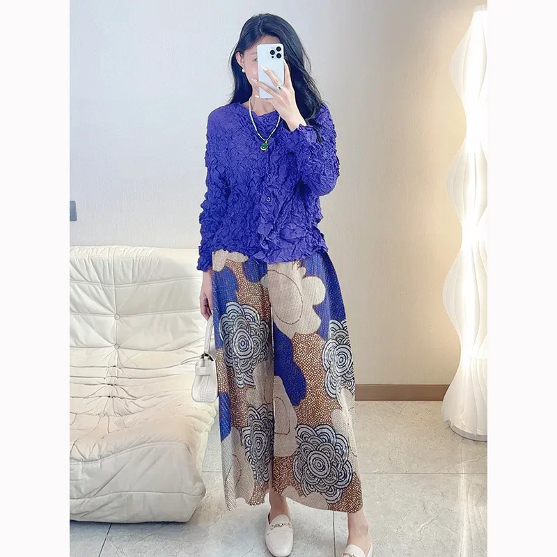 Miyakaya Style Pleated Elastic Waist Casual Trousers Loose Retro Commuting Design Contrast Printing Wide-leg Pants
Miyakaya Style Pleated Elastic Waist Casual Trousers Loose Retro Commuting Design Contrast Printing Wide-leg Pants