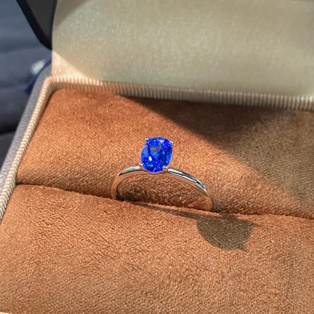 Cultivated cobalt spinel ring for women, 925 silver pigeon egg 1-carat ring, simple and versatile niche design colored gemstone
Cultivated cobalt spinel ring for women, 925 silver pigeon egg 1-carat ring, simple and versatile niche design colored gemstone