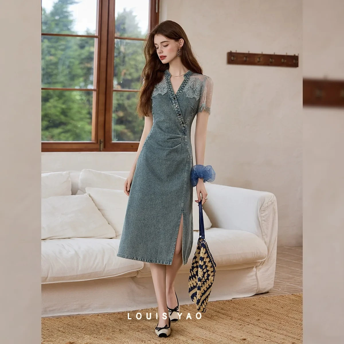 LOUIS YAO Women's Dresses 2026 Summer Elegant Vintage Denim Dress Lace Splicing Slim Fit V-Neck Slit Maxi Dress for Women
LOUIS YAO Women's Dresses 2026 Summer Elegant Vintage Denim Dress Lace Splicing Slim Fit V-Neck Slit Maxi Dress for Women