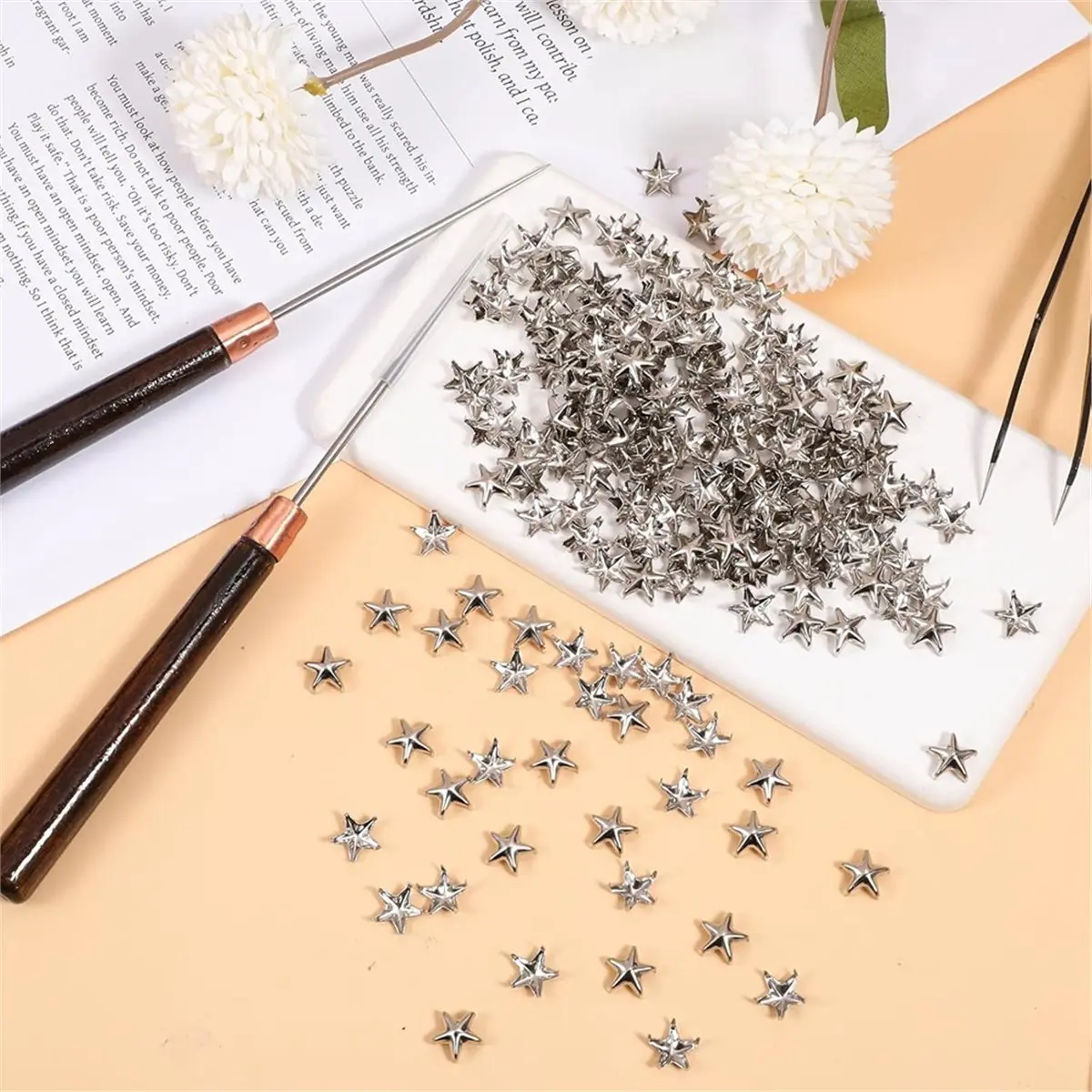 200Pcs Metal Star Studs Claw,9.5mm Small Star Nailheads with Wooden Handle Awl for Clothing,Leather Claw Rivets Metal
200Pcs Metal Star Studs Claw,9.5mm Small Star Nailheads with Wooden Handle Awl for Clothing,Leather Claw Rivets Metal
