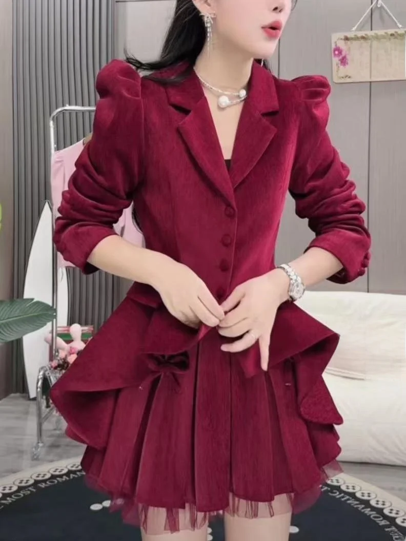 Ele Pure Color Faionable Lapel Suit Godd Set Sweet Princ Skirt Anti-Aging Sli Suit European Station Brand
Ele Pure Color Faionable Lapel Suit Godd Set Sweet Princ Skirt Anti-Aging Sli Suit European Station Brand