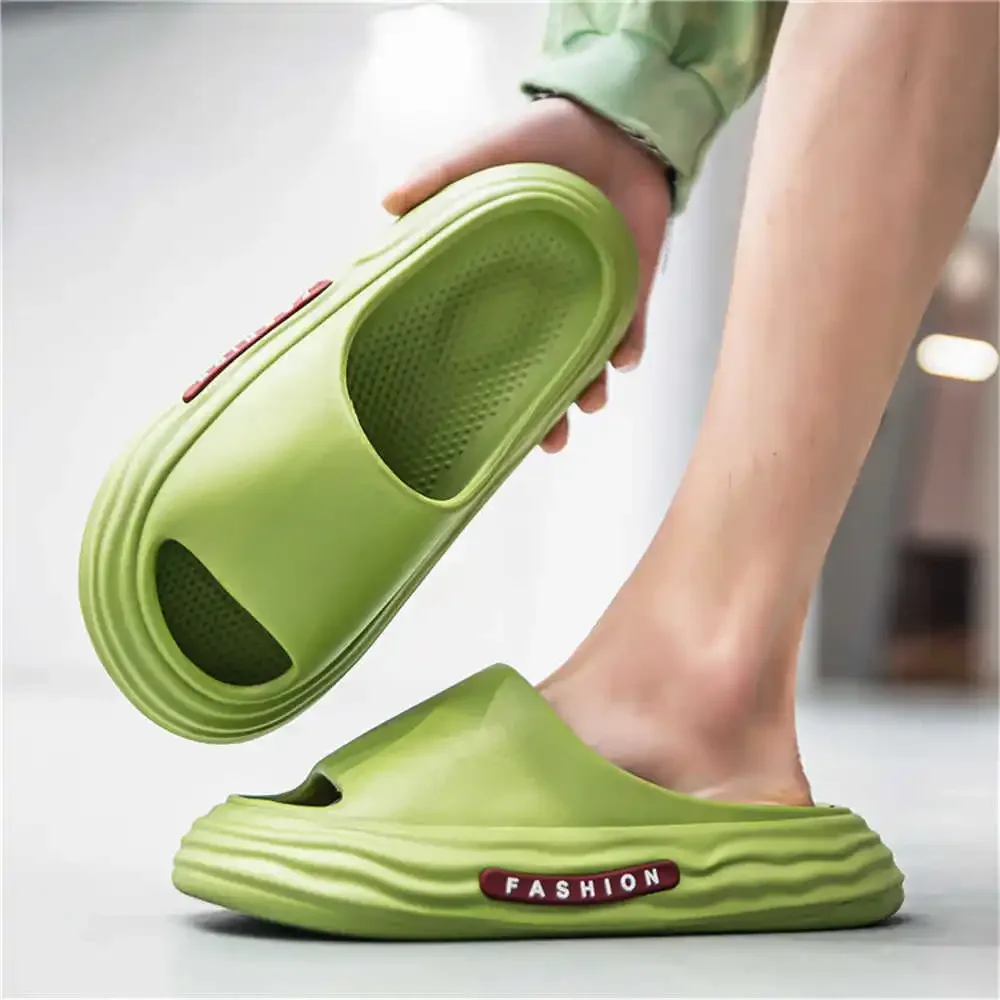 2025 Summer Men Shoes High-quality Indoor Casual EVA Non-slip Bathroom Slippers Unique Feature Fashion Slippers Men's Sneakers
2025 Summer Men Shoes High-quality Indoor Casual EVA Non-slip Bathroom Slippers Unique Feature Fashion Slippers Men's Sneakers