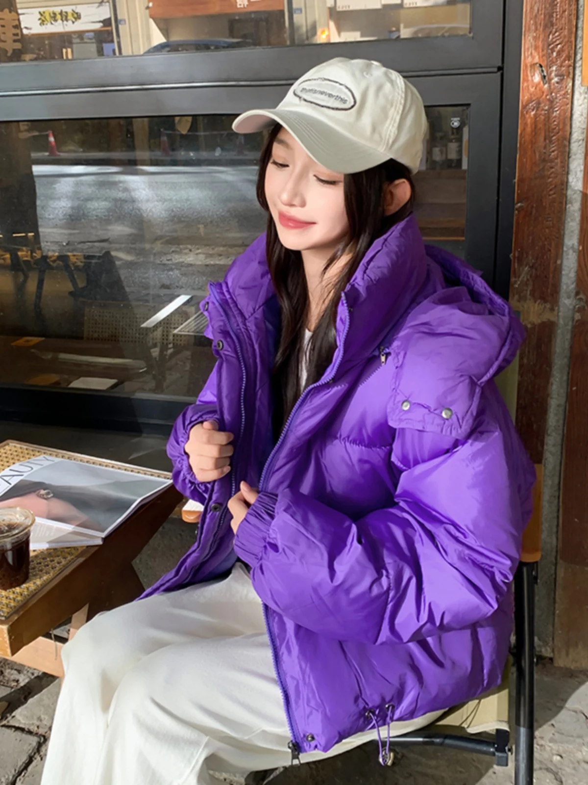 Женские армейские пуховики-парки: ярко-желтые, насыщенные цвета, привлекательный оттенок, улучшающие видимость и безопасность
Женские армейские пуховики-парки: ярко-желтые, насыщенные цвета, привлекательный оттенок, улучшающие видимость и безопасность