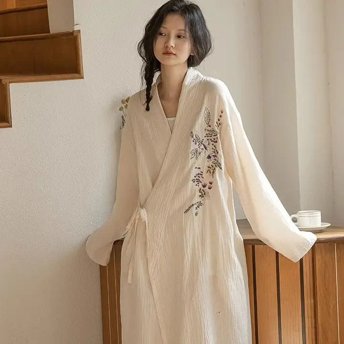 Women Improved Cheongsam Chinese Qipao Dress Graceful Traditional Lady Cheongsam Embroidery Comfortable Home Dress
Women Improved Cheongsam Chinese Qipao Dress Graceful Traditional Lady Cheongsam Embroidery Comfortable Home Dress