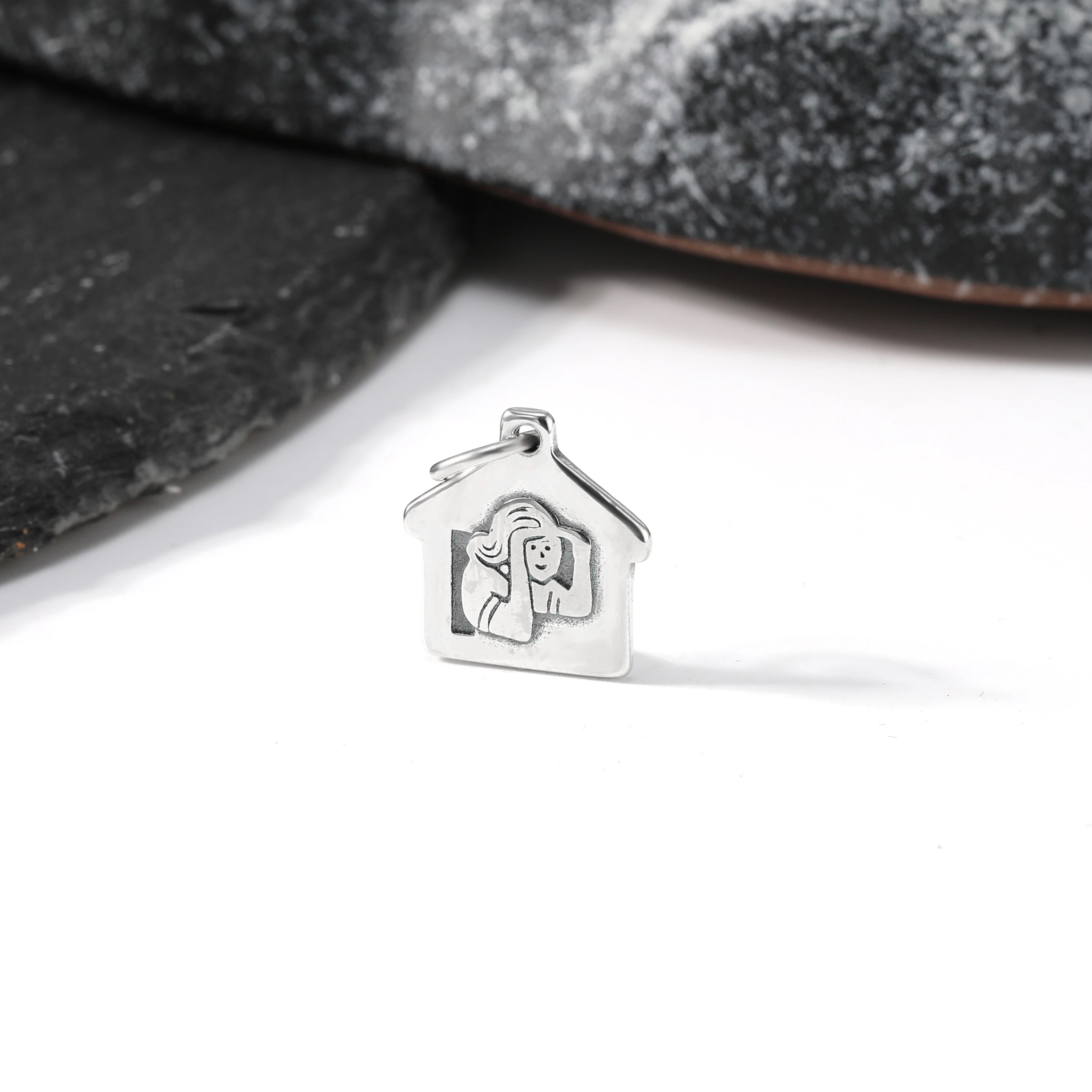 DJ199 Authentic 925 Sterling Silver Fashion Necklace Bracelet Keychain Pendant Accessories Small House Pendant
DJ199 Authentic 925 Sterling Silver Fashion Necklace Bracelet Keychain Pendant Accessories Small House Pendant