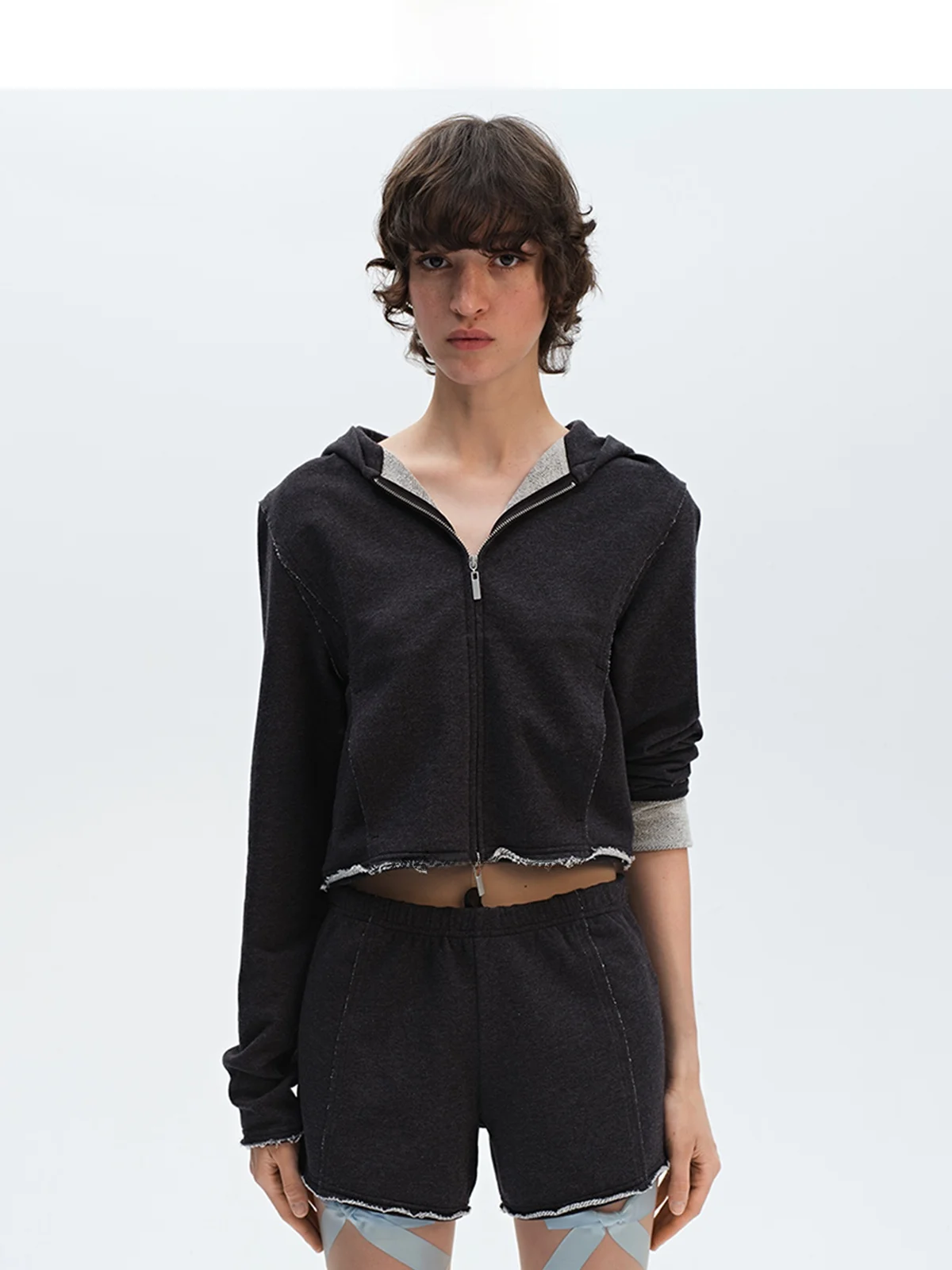 Sagestudio Sandstone Black Knitted Sweatshirt Set Casual Style Zipper Closure Breathable Polyester Cotton Blend Spring Wear
Sagestudio Sandstone Black Knitted Sweatshirt Set Casual Style Zipper Closure Breathable Polyester Cotton Blend Spring Wear