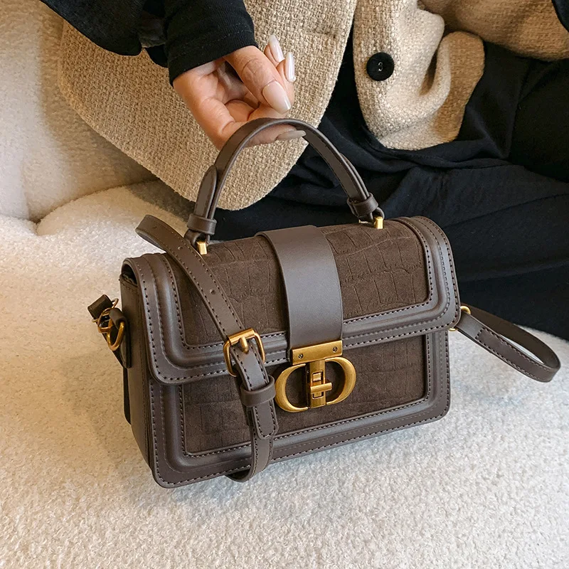 2026 Vintage Top Handle Mini Square Bag Luxury Textured Unique Design Convertible Shoulder Chic Everyday Purse Gift for Women
2026 Vintage Top Handle Mini Square Bag Luxury Textured Unique Design Convertible Shoulder Chic Everyday Purse Gift for Women