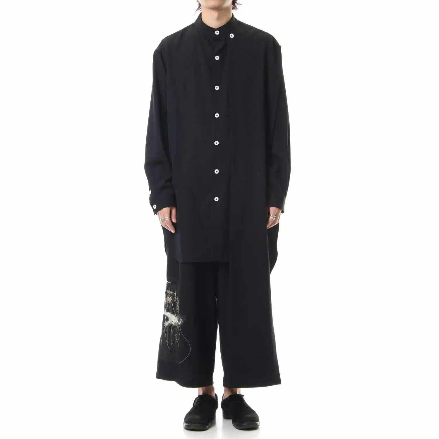 YOJI OOAK original Japanese designer button decoration asymmetrical hem top stand collar mid length trench coat
YOJI OOAK original Japanese designer button decoration asymmetrical hem top stand collar mid length trench coat