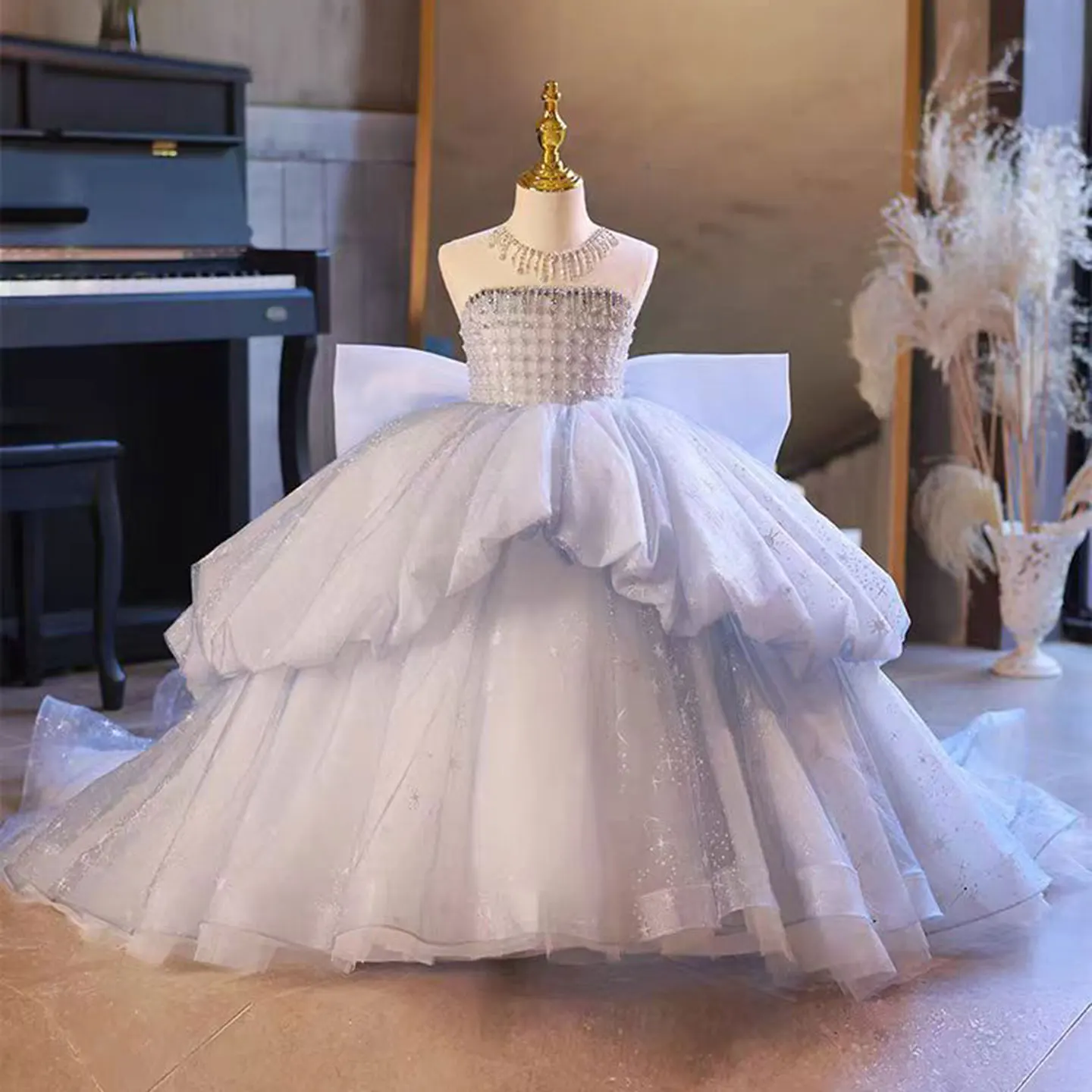 Dreamy Vow Elegant Baby Blue Girl Dress Crystal Dubai Princess for Kids Birthday Beading Bow Gown J135
Dreamy Vow Elegant Baby Blue Girl Dress Crystal Dubai Princess for Kids Birthday Beading Bow Gown J135
