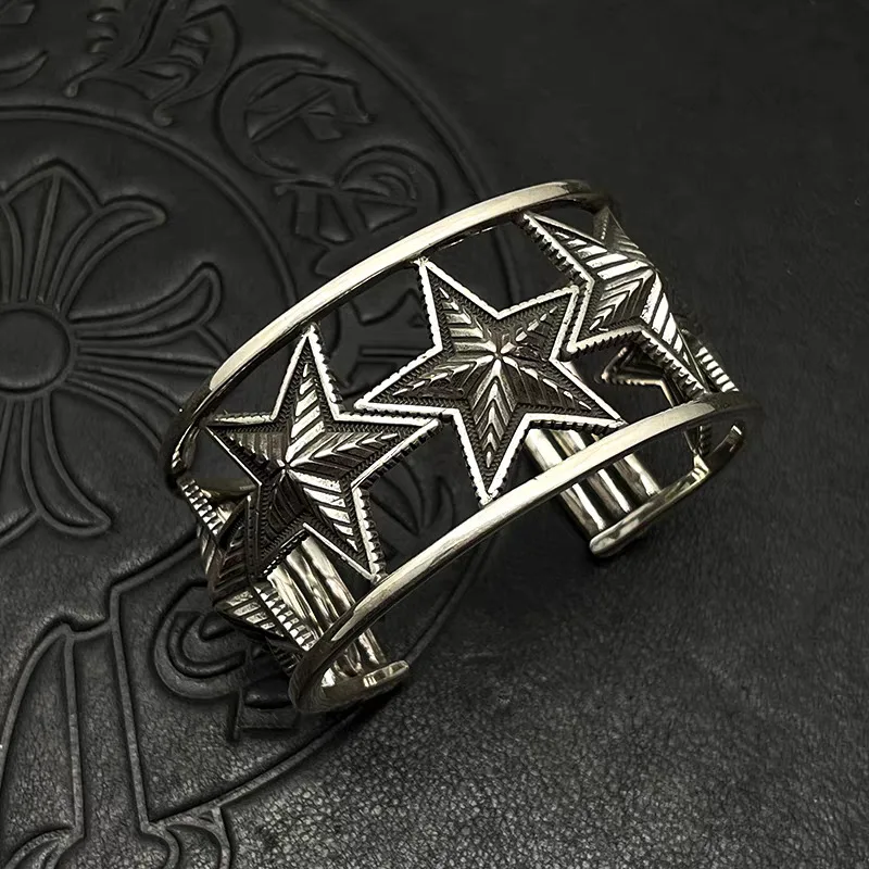 Trendy Brand Thai Silver Retro Big Five-pointed Star Open Bracelet Star Men's and Women's Jewelry Exaggerated Heavy Industry Nic
Trendy Brand Thai Silver Retro Big Five-pointed Star Open Bracelet Star Men's and Women's Jewelry Exaggerated Heavy Industry Nic
