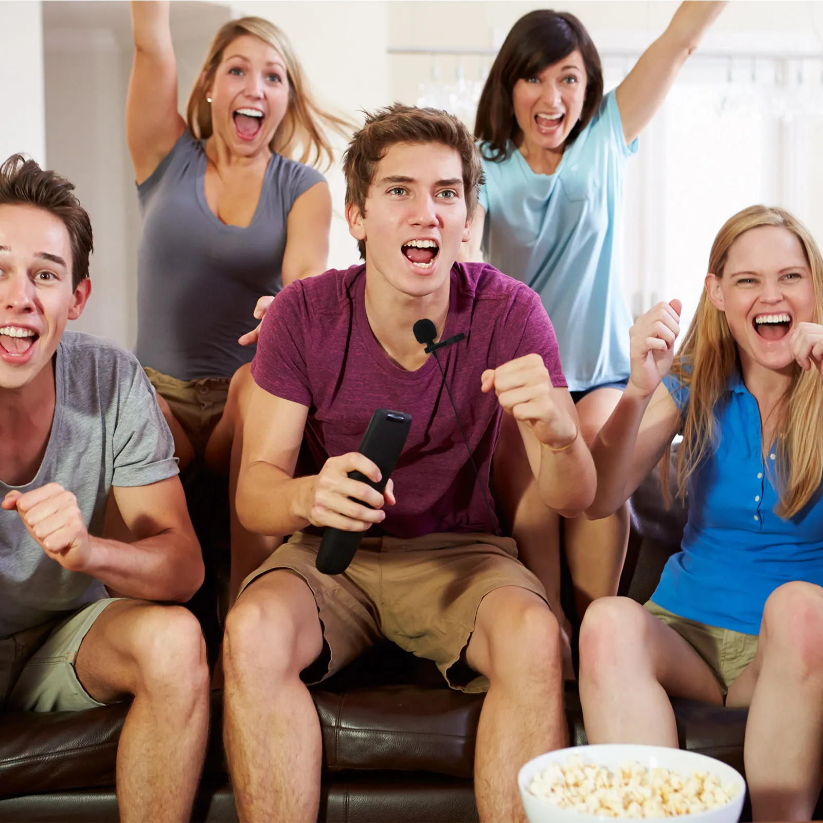 2 комплекта петличных микрофонов для телефона с USB-подключением, шумоподавлением, для прямых трансляций, видеоблогов, игр, записи на открытом воздухе
2 комплекта петличных микрофонов для телефона с USB-подключением, шумоподавлением, для прямых трансляций, видеоблогов, игр, записи на открытом воздухе