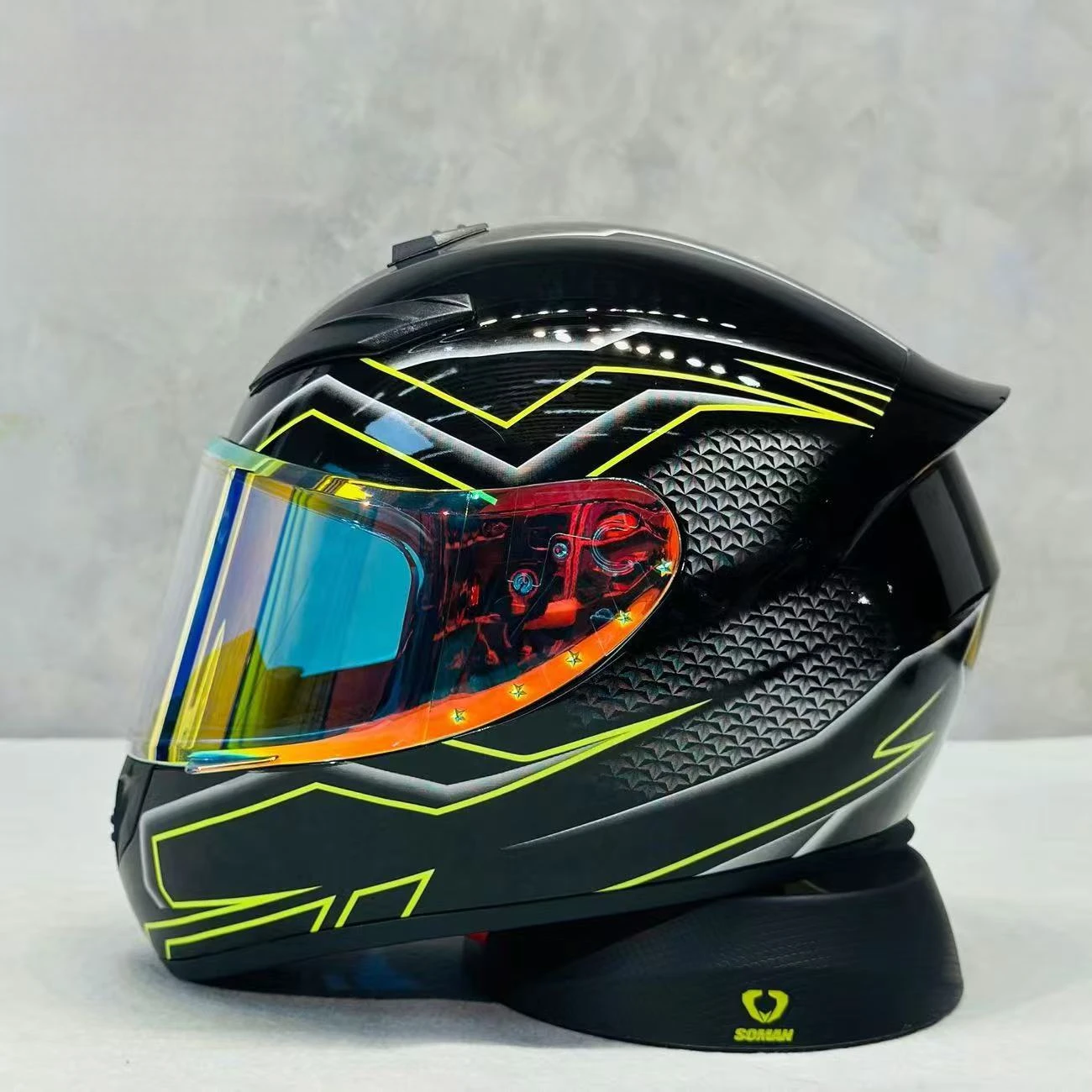 Многоразмерный полнолицевой мотоциклетный шлем от S до 4XL. Различные формы головы. Съемная и моющаяся внутренняя подкладка.
Многоразмерный полнолицевой мотоциклетный шлем от S до 4XL. Различные формы головы. Съемная и моющаяся внутренняя подкладка.