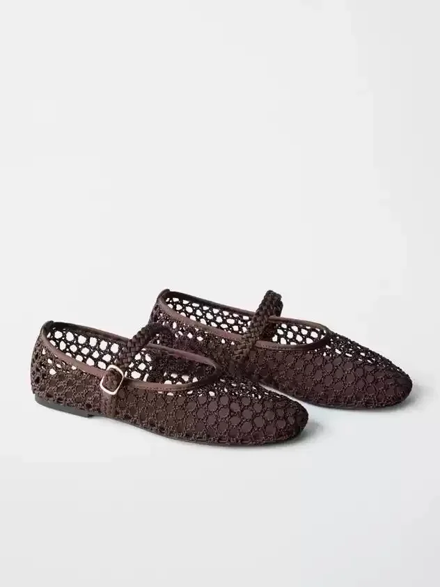 Women's Brown Hollow Woven Mary Jane Flats Round Toe Single Strap Adjustable Buckle Casual Shoes Breathable Lightweight Footwear
Women's Brown Hollow Woven Mary Jane Flats Round Toe Single Strap Adjustable Buckle Casual Shoes Breathable Lightweight Footwear