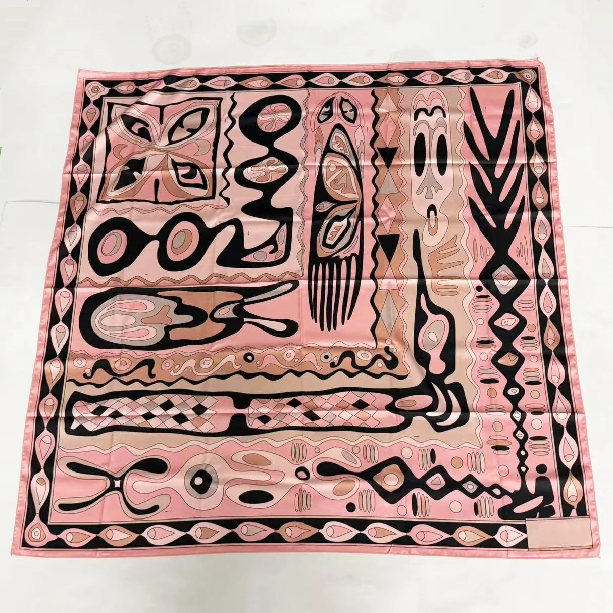 Classic Design Women's Pink Silk Scarf with Designer Signature Letter Logo Wraps Luxury Brand Lady One Side Beach Skirts
Classic Design Women's Pink Silk Scarf with Designer Signature Letter Logo Wraps Luxury Brand Lady One Side Beach Skirts