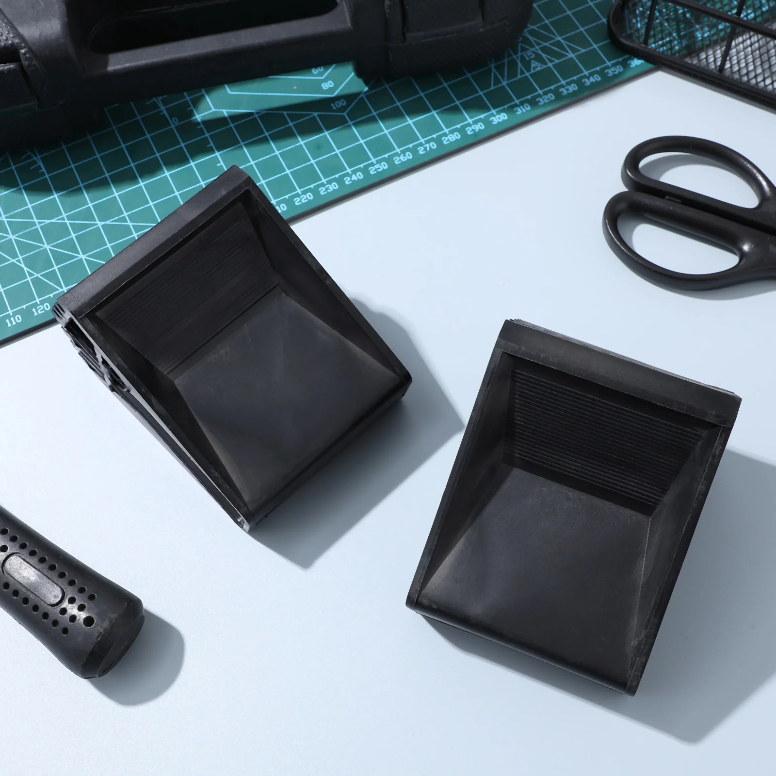 4Pcs Nonslip Ladder Foot Covers Stabilizer Pads Anti Slip Protector Indoor Outdoor Use Safety Enhancing Cushion
4Pcs Nonslip Ladder Foot Covers Stabilizer Pads Anti Slip Protector Indoor Outdoor Use Safety Enhancing Cushion