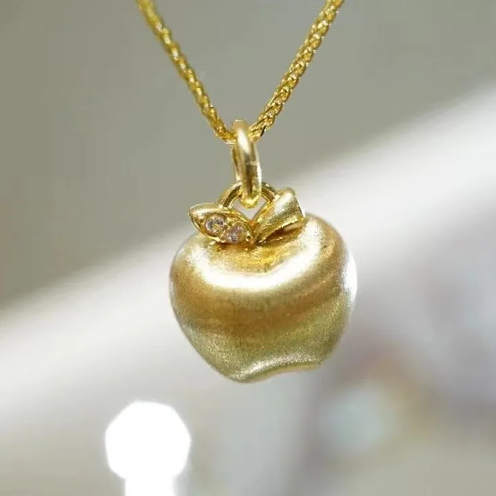 Real 18K Gold Apple Pendantfor Woman Luxury AU750 Pendant Necklace Fine Jewelry High-quality Banquet Gift
Real 18K Gold Apple Pendantfor Woman Luxury AU750 Pendant Necklace Fine Jewelry High-quality Banquet Gift
