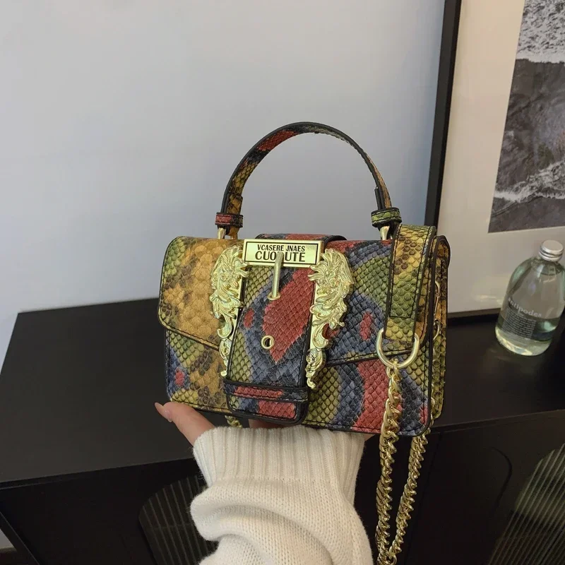 Luxury High-End Tote Bag Leather Classic with Large Capacity Paris Fashion Best for Superstar
Luxury High-End Tote Bag Leather Classic with Large Capacity Paris Fashion Best for Superstar