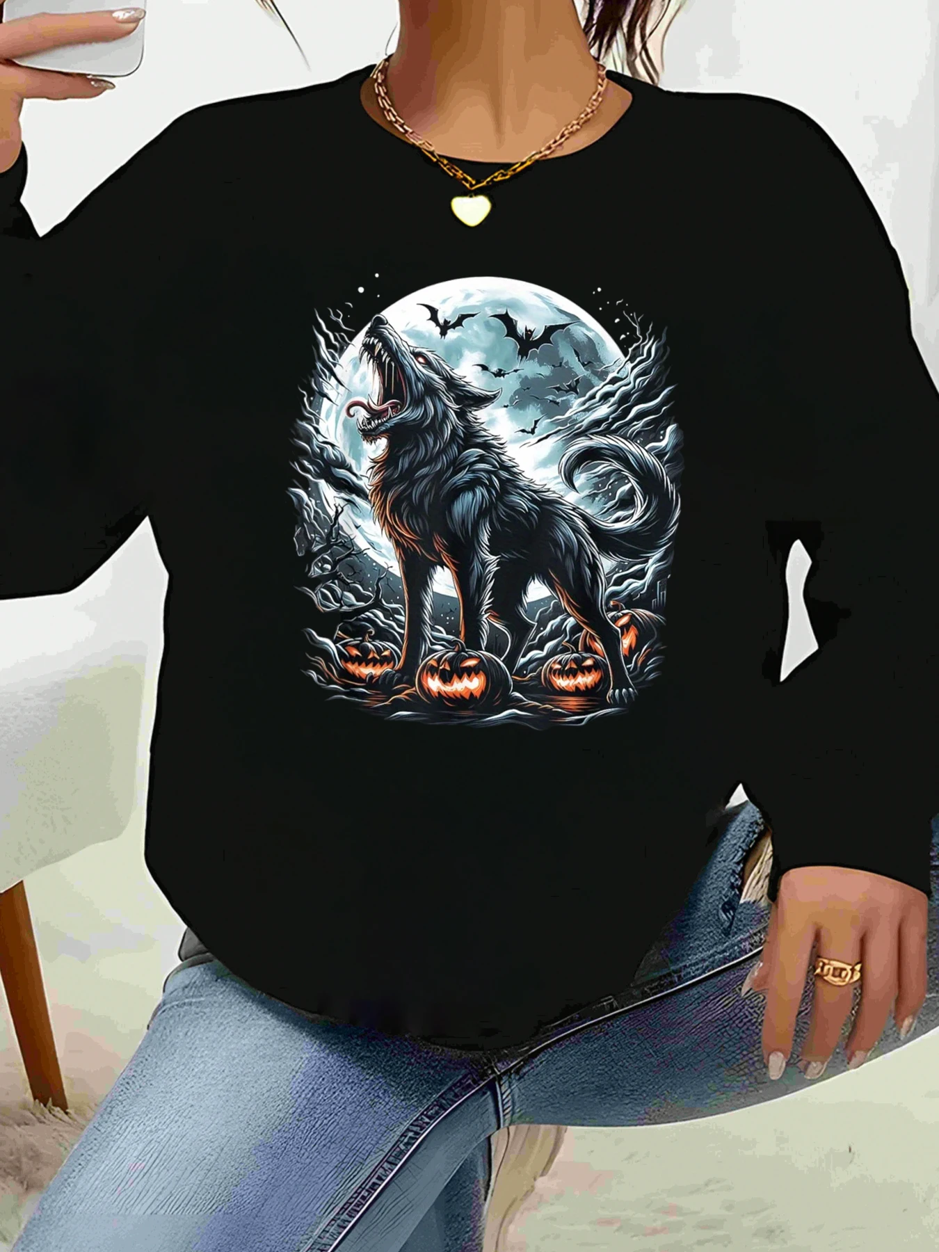 Топ с длинными рукавами и принтом волка на Луне на Хэллоуин для женщин, повседневная одежда, праздничный наряд
Топ с длинными рукавами и принтом волка на Луне на Хэллоуин для женщин, повседневная одежда, праздничный наряд
