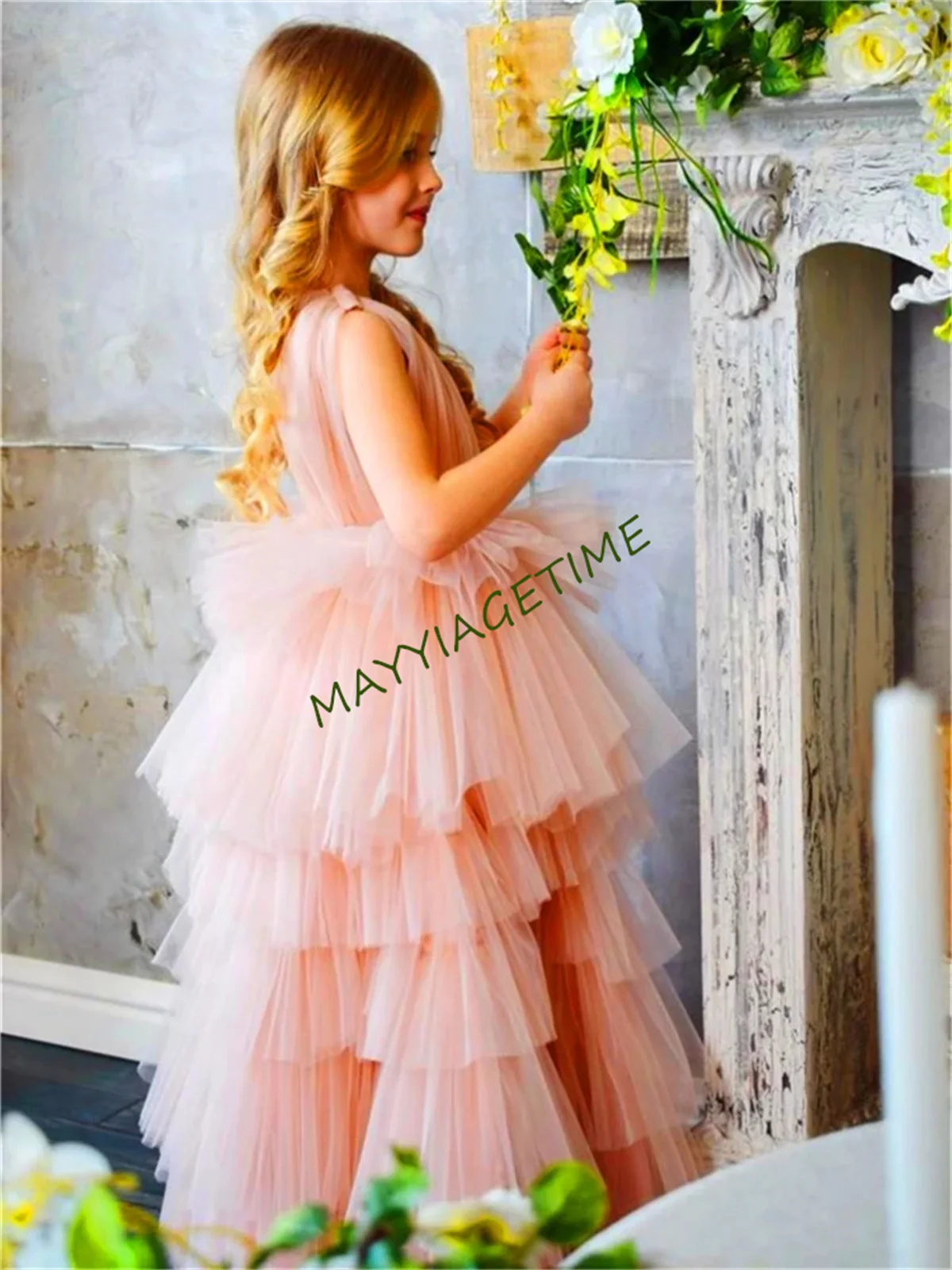 Custom madeFirst Communion Lace Sleeveless Fluffy Layered Flower Girl Dress Princess Ball Beauty Pageant Kids Surprise Birthday
Custom madeFirst Communion Lace Sleeveless Fluffy Layered Flower Girl Dress Princess Ball Beauty Pageant Kids Surprise Birthday