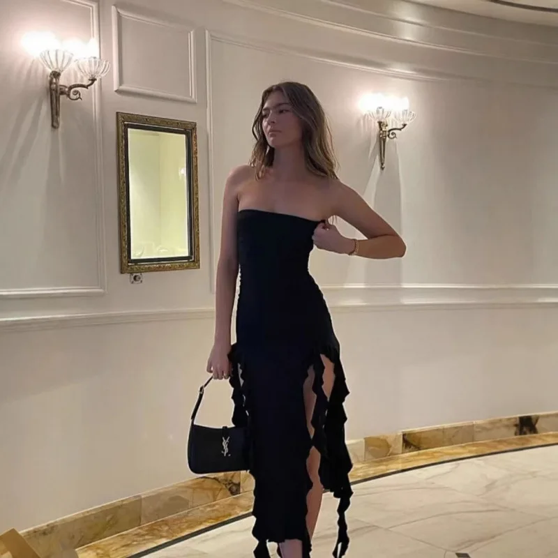 Lioness American hot girl Seaside vacation slimming and sexy strapless kelp dress Black slit slimming dress 
Lioness American hot girl Seaside vacation slimming and sexy strapless kelp dress Black slit slimming dress