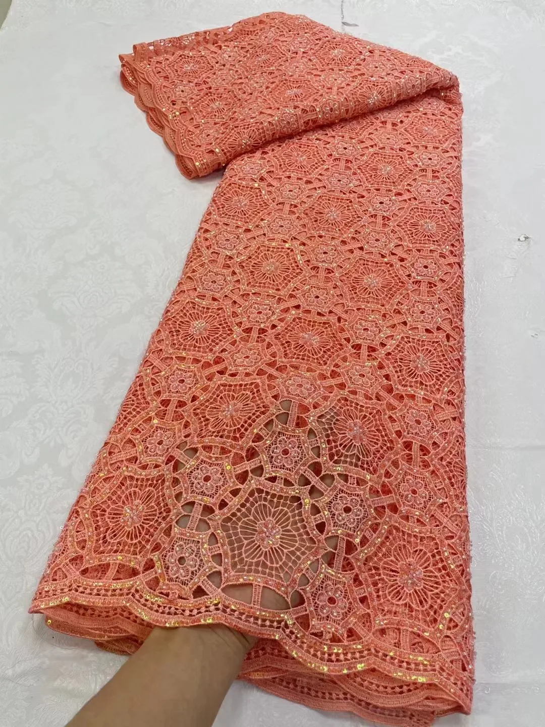 African Lace Fabric High Quality Sequins Guipure Lace Fabric 2024 blue Guipure Cord Lace Fabrics for Party Sewing
African Lace Fabric High Quality Sequins Guipure Lace Fabric 2024 blue Guipure Cord Lace Fabrics for Party Sewing