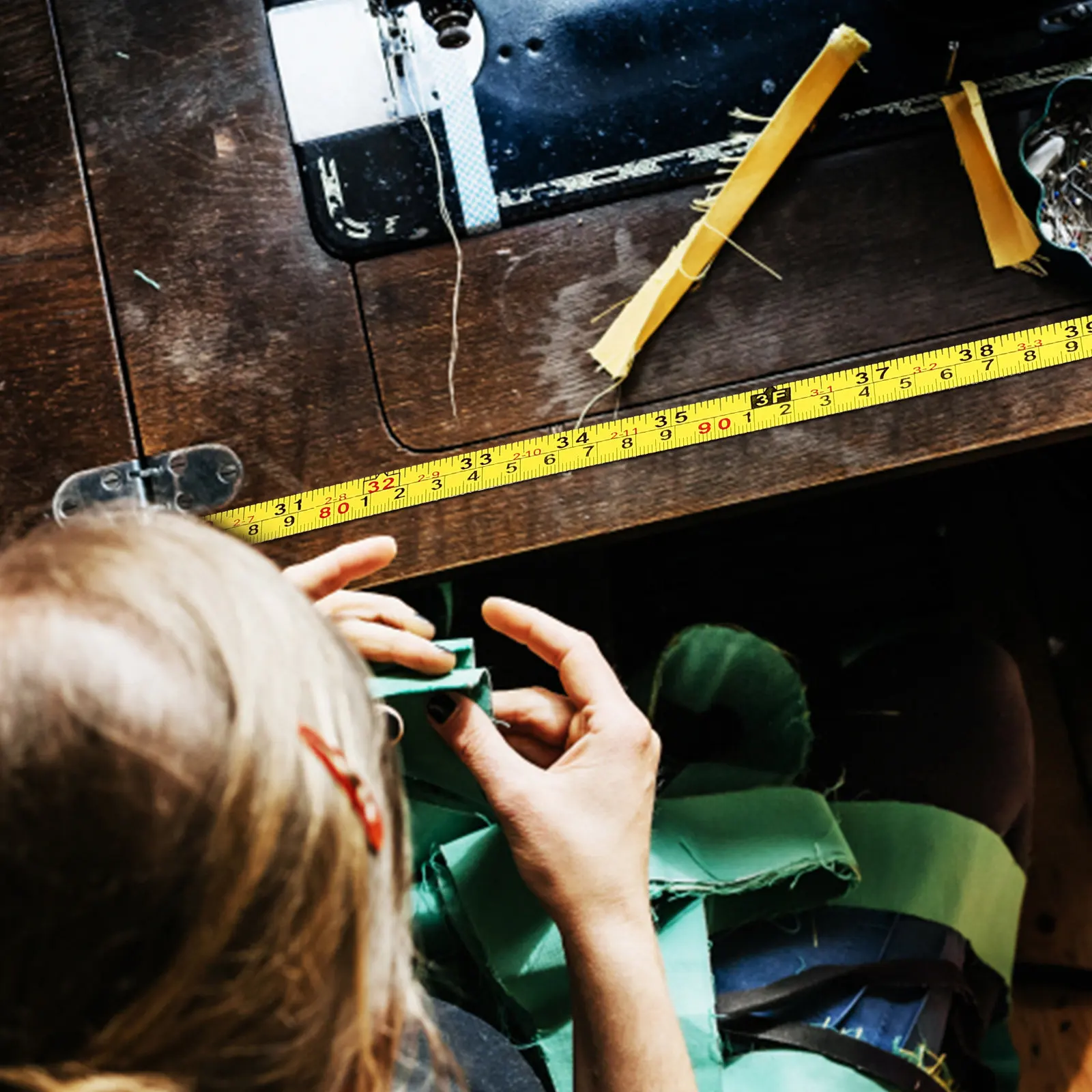 Набор из 3-х самоклеящихся измерительных лент: прецизионные рулетки из углеродистой стали для деревообработки, шитья, черчения, с клейкой основой
Набор из 3-х самоклеящихся измерительных лент: прецизионные рулетки из углеродистой стали для деревообработки, шитья, черчения, с клейкой основой