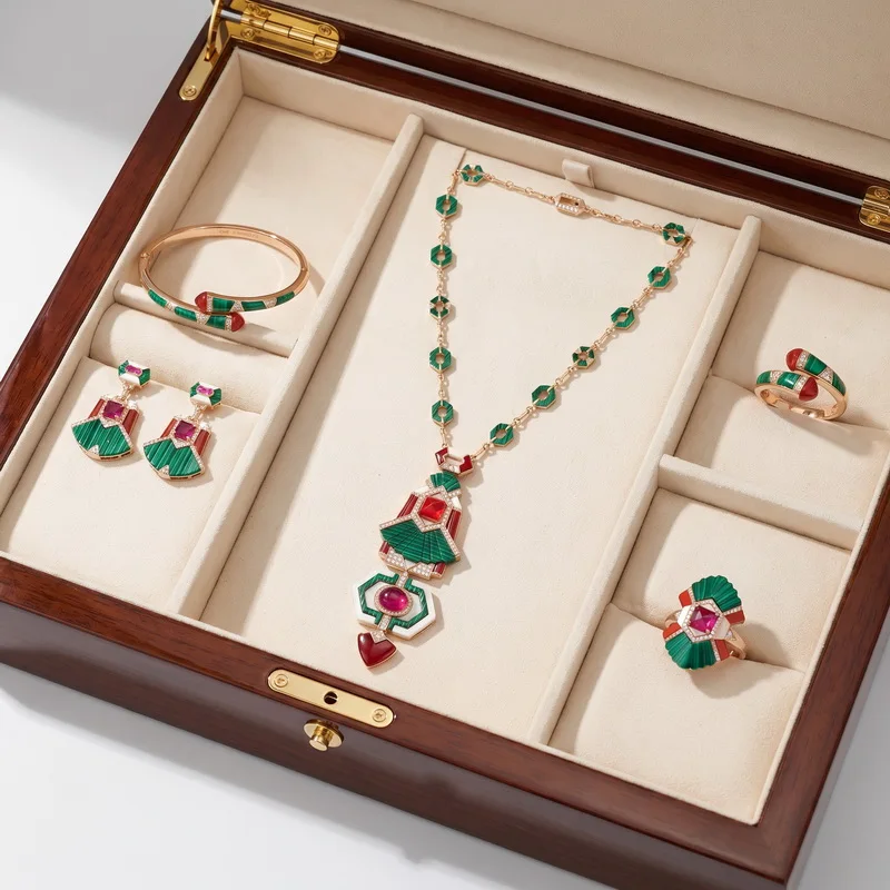 Europe America Style Ring Earrings Bracelet Necklace Inlay Cubic Zircon Malachite Mother Of Pearl Dinner Party Jewelry Sets
Europe America Style Ring Earrings Bracelet Necklace Inlay Cubic Zircon Malachite Mother Of Pearl Dinner Party Jewelry Sets