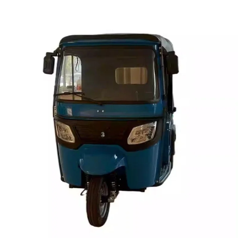 Fuel can be used as a six-seat passenger chug car fuel tricycle
Fuel can be used as a six-seat passenger chug car fuel tricycle