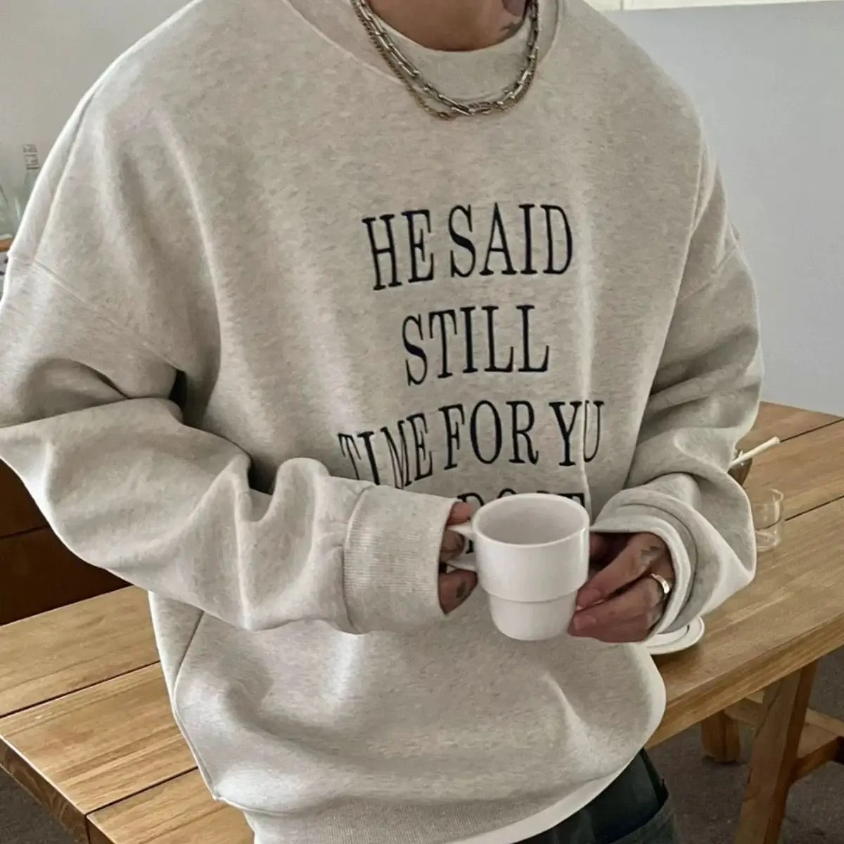 Korean Round Neck Personalized Autumn Winter Velvet Printed Sweatshirts Trendy Casual High End Niche Men's Women's Sweatshirts
Korean Round Neck Personalized Autumn Winter Velvet Printed Sweatshirts Trendy Casual High End Niche Men's Women's Sweatshirts