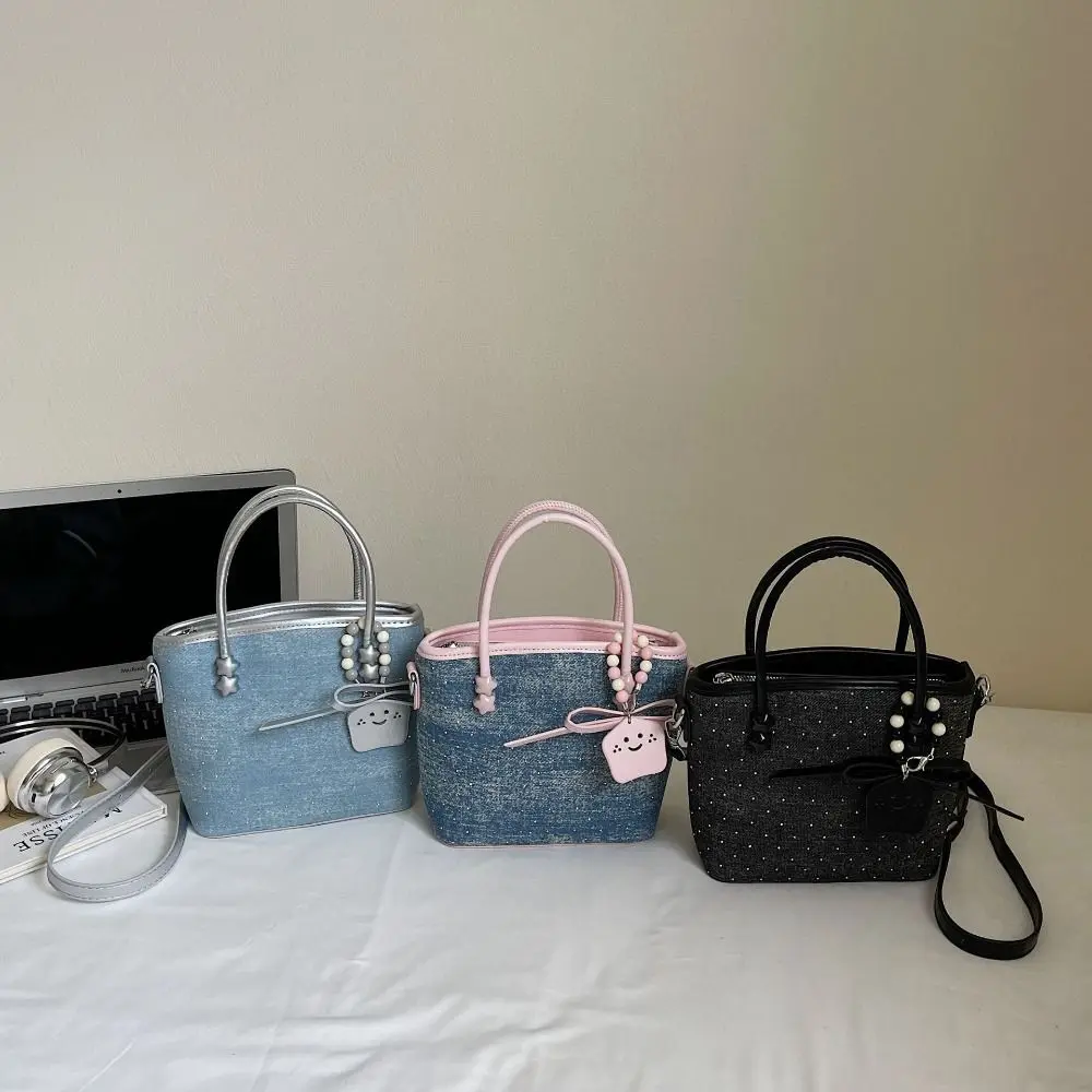 Minimalist Denim Bucket Bag Elegant with Pendant Korean Crossbody Bag Color-Block Rhinestone Women 's Handbag Portable
Minimalist Denim Bucket Bag Elegant with Pendant Korean Crossbody Bag Color-Block Rhinestone Women 's Handbag Portable