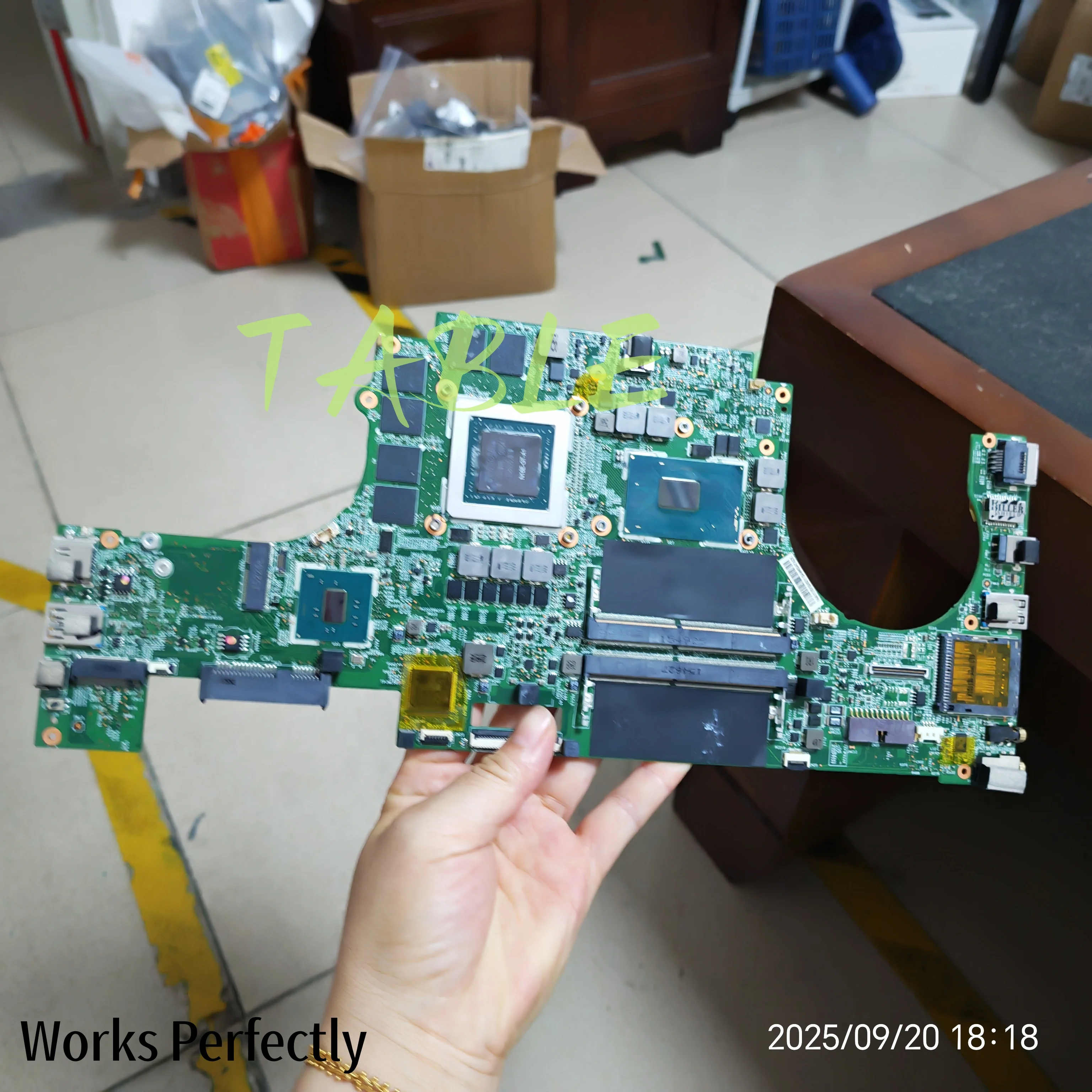 MS-14A11 ДЛЯ материнской платы ноутбука MSI GS40 MS-14A1 с I7-6700HQ и GTX970M протестирована, быстрая доставка
MS-14A11 ДЛЯ материнской платы ноутбука MSI GS40 MS-14A1 с I7-6700HQ и GTX970M протестирована, быстрая доставка