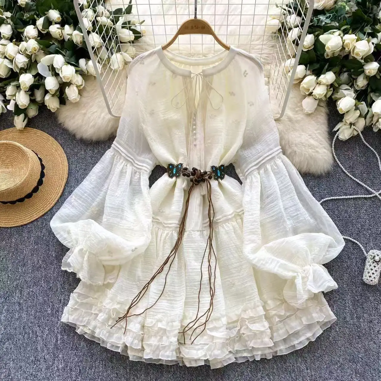 2026 Spring Autumn New Lantern Sleeve Sweet Dress Long Sleeve French Elegant Mini Dress Aesthetic Casual Lady Short Dresses
2026 Spring Autumn New Lantern Sleeve Sweet Dress Long Sleeve French Elegant Mini Dress Aesthetic Casual Lady Short Dresses