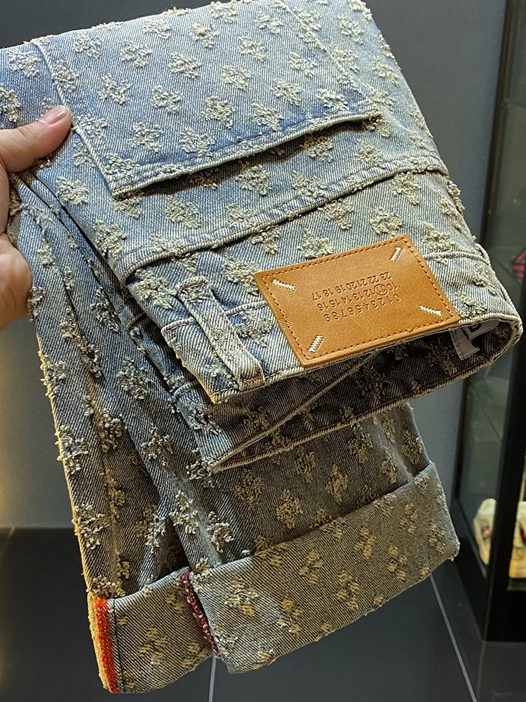 Мужские джинсы в стиле high street, модные брендовые универсальные повседневные уличные свободные прямые брюки с широкими штанинами в Корейском стиле, новинка 2020
Мужские джинсы в стиле high street, модные брендовые универсальные повседневные уличные свободные прямые брюки с широкими штанинами в Корейском стиле, новинка 2020