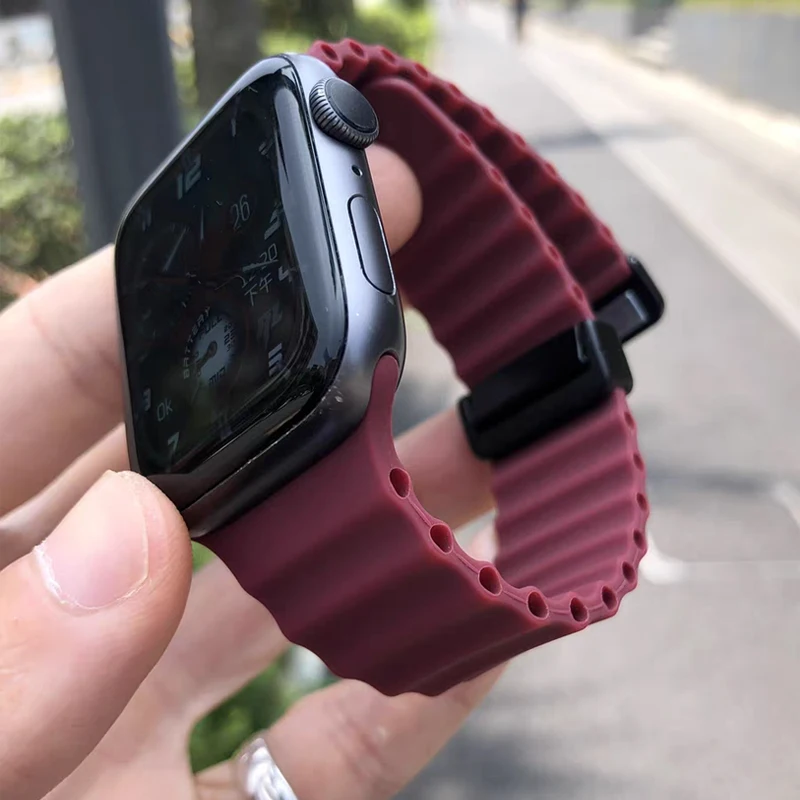 Магнитный силиконовый ремешок Ocean для Apple Watch 10 9 Band 46 мм 42 мм 44 мм 45 мм 49 мм 40/41 мм Мужской спортивный браслет iWatch Series 8 se 7
Магнитный силиконовый ремешок Ocean для Apple Watch 10 9 Band 46 мм 42 мм 44 мм 45 мм 49 мм 40/41 мм Мужской спортивный браслет iWatch Series 8 se 7