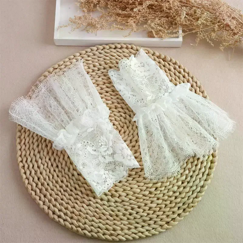 1 пара декоративных кружевных рукавов, украшенных манжет, искусственных рукавов для свадебного платья, рукава с дикими воланами, плиссированные манжеты на запястьях
1 пара декоративных кружевных рукавов, украшенных манжет, искусственных рукавов для свадебного платья, рукава с дикими воланами, плиссированные манжеты на запястьях