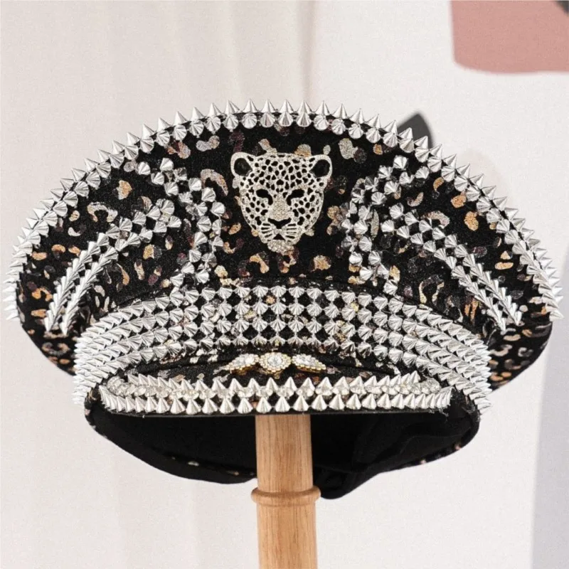 Studded decorative hats children's fashionable berets big girders
Studded decorative hats children's fashionable berets big girders