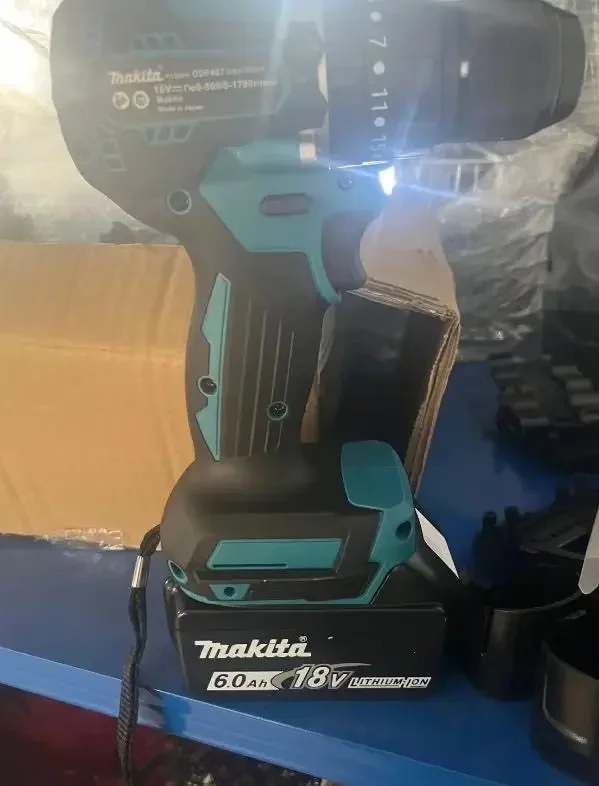Оригинальный аккумулятор Makita 18В, перезаряжаемый, для электроинструментов, сменный литий-ионный аккумулятор 5Ач/6Ач, 1850 BL1860B 6Ач
Оригинальный аккумулятор Makita 18В, перезаряжаемый, для электроинструментов, сменный литий-ионный аккумулятор 5Ач/6Ач, 1850 BL1860B 6Ач