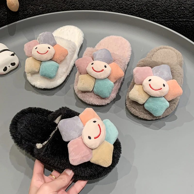 Cute Girls Winter Fur Slippers Fashion Flower Trend Kids Cotton Shoes Non-slip Soft Fluffy Versatile Children Warm Home Slippers
Cute Girls Winter Fur Slippers Fashion Flower Trend Kids Cotton Shoes Non-slip Soft Fluffy Versatile Children Warm Home Slippers