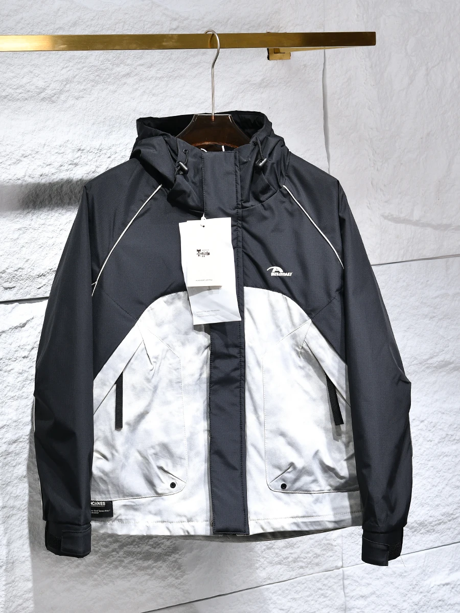 Quilted Cotton Outdoor Functional Retro Color Block Casual Sports Hoodie Jacket Men Women Fashionable Streetwear Youth
Quilted Cotton Outdoor Functional Retro Color Block Casual Sports Hoodie Jacket Men Women Fashionable Streetwear Youth