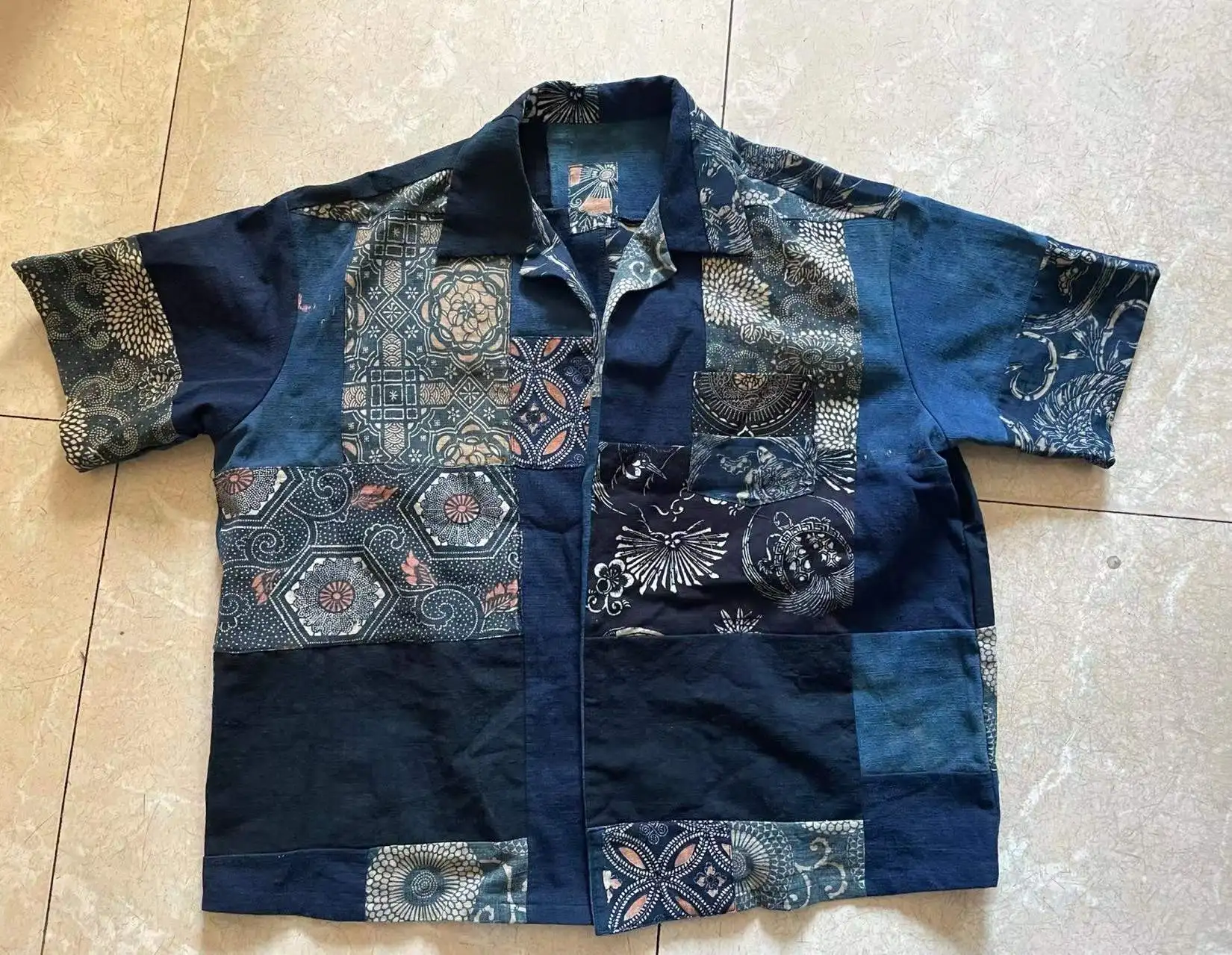 VISVIM KOFU ICT WALLIS SHIRT с вышивкой японская древняя ткань синяя окрашенная рубашка с короткими рукавами
VISVIM KOFU ICT WALLIS SHIRT с вышивкой японская древняя ткань синяя окрашенная рубашка с короткими рукавами