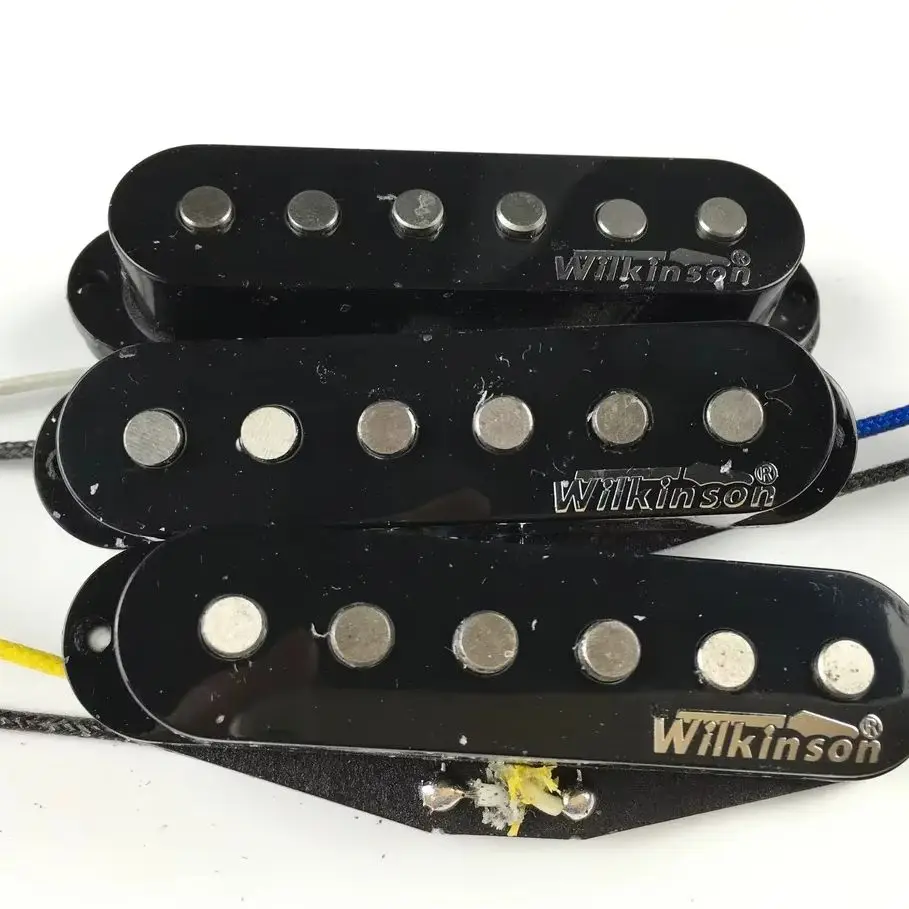Звукосниматели Wilkinson Premium 60's WVS Alnico V Single Coil для электрогитары, черные, для гитар ST, произведены в Корее.
Звукосниматели Wilkinson Premium 60's WVS Alnico V Single Coil для электрогитары, черные, для гитар ST, произведены в Корее.