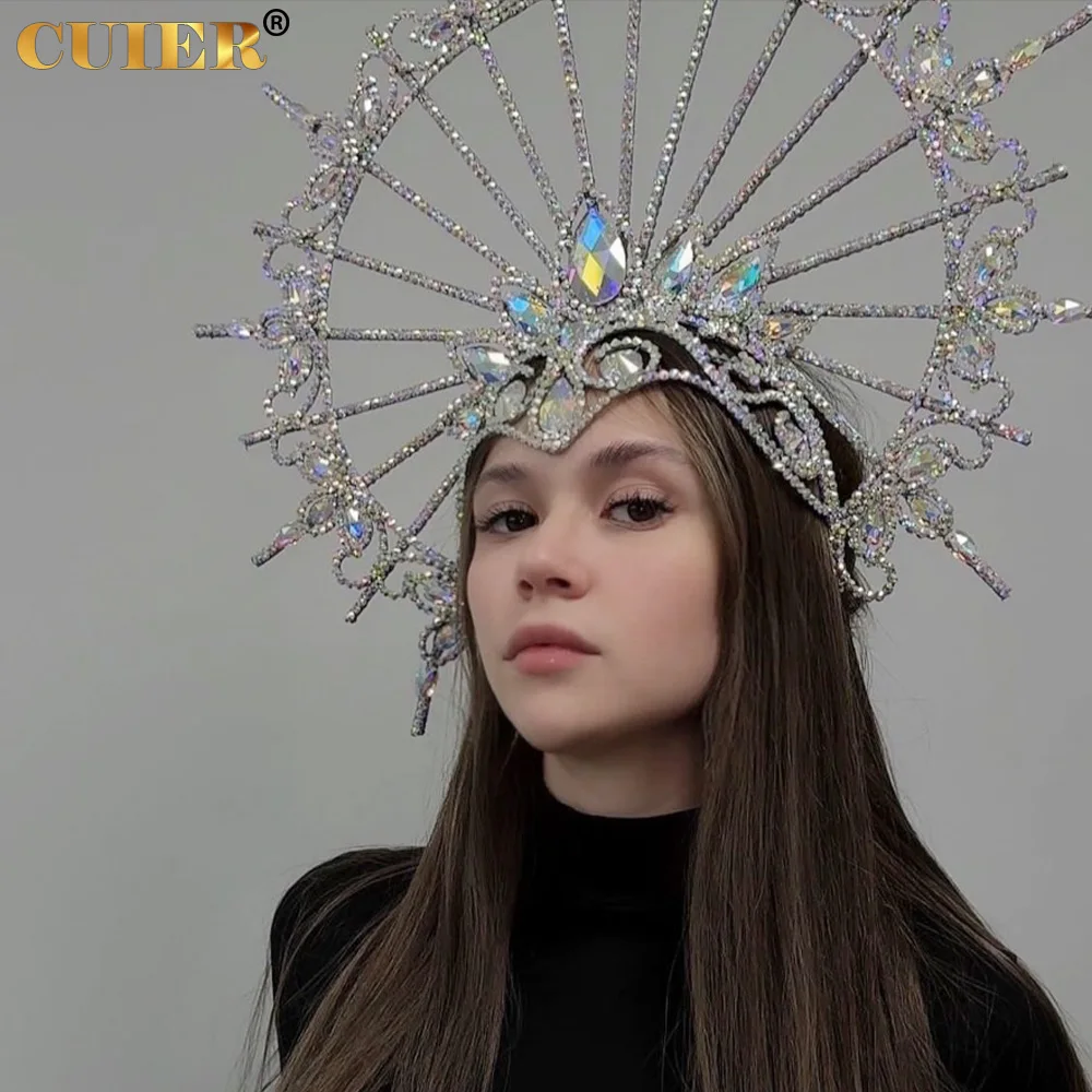 CUIER Amazing Width Huge Size Headpiece for Women Exaggerated Glass Rhinestone Statement Hair Jewerly for Fashion Show
CUIER Amazing Width Huge Size Headpiece for Women Exaggerated Glass Rhinestone Statement Hair Jewerly for Fashion Show