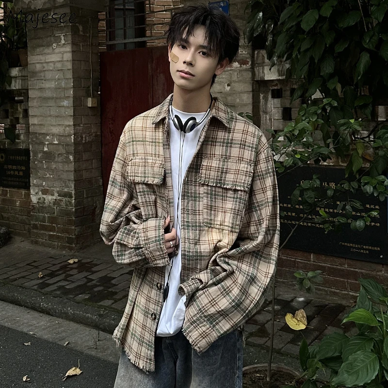Plaid Shirts Men Casual Vintage Long Sleeve Tops All-match Harajuku Fashion Soft Cozy Handsome Japanese Style Autumn Camisas New
Plaid Shirts Men Casual Vintage Long Sleeve Tops All-match Harajuku Fashion Soft Cozy Handsome Japanese Style Autumn Camisas New