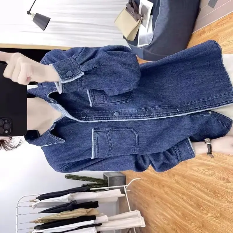 Thickened Velvet Denim Shirt For Women's Autumn Winter Korean Fashion Long Sleeve Shirt Blouse Denim Shirt Jacket Coat Top
Thickened Velvet Denim Shirt For Women's Autumn Winter Korean Fashion Long Sleeve Shirt Blouse Denim Shirt Jacket Coat Top