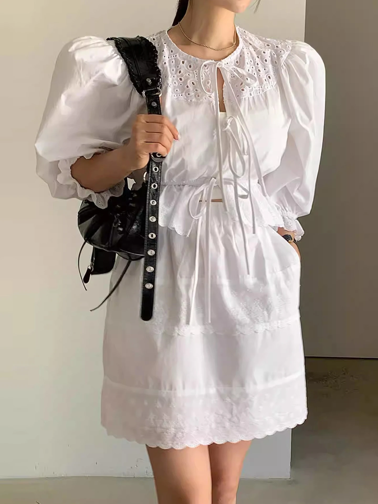 Fashionable Embroidered Belted Long Sleeve Shirt And High Waist Skirt Two-Piece Set for Women Summer New Style Commute S...
Fashionable Embroidered Belted Long Sleeve Shirt And High Waist Skirt Two-Piece Set for Women Summer New Style Commute S...