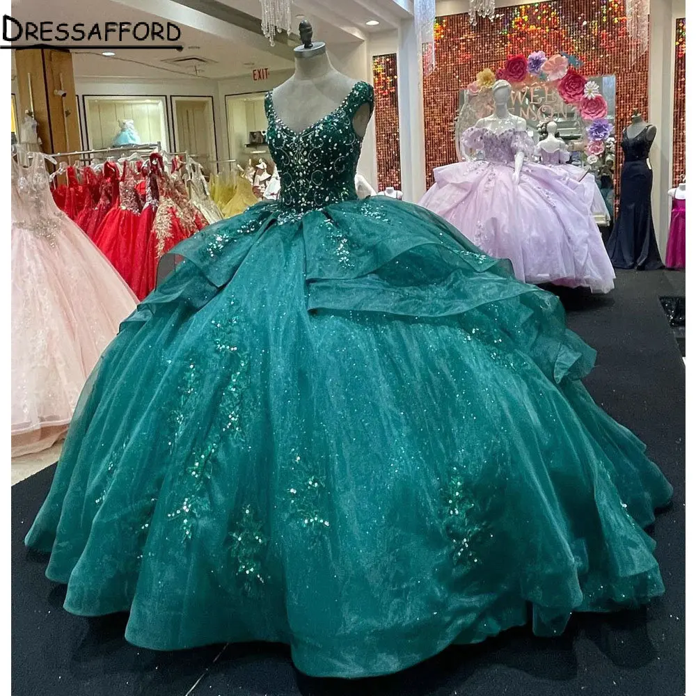 Изумрудно-зеленое платье для Quinceanera ручной работы с кристаллами и бусинами бальное платье с открытыми плечами и оборками милые 15 лет Vestidos De XV
Изумрудно-зеленое платье для Quinceanera ручной работы с кристаллами и бусинами бальное платье с открытыми плечами и оборками милые 15 лет Vestidos De XV