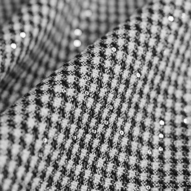 Black and White Small Lattice With Sequin Yarn-dyed Tweed Fabric For Woman's Coat Vest Jacket Suits DIY Cloth Sewing Material
Black and White Small Lattice With Sequin Yarn-dyed Tweed Fabric For Woman's Coat Vest Jacket Suits DIY Cloth Sewing Material