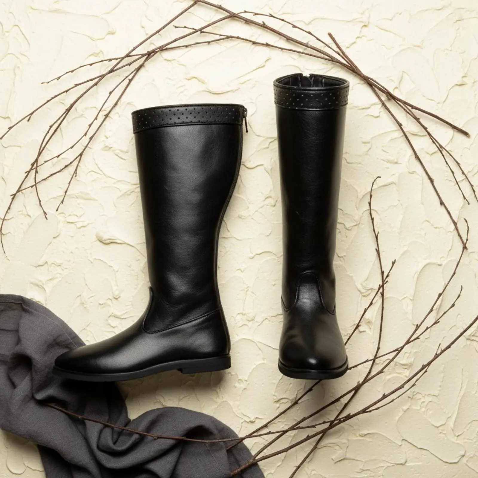 SD Doll Tall Boots Leather Look BJD Doll Boots Toy Accessory Versatile Handmade
SD Doll Tall Boots Leather Look BJD Doll Boots Toy Accessory Versatile Handmade