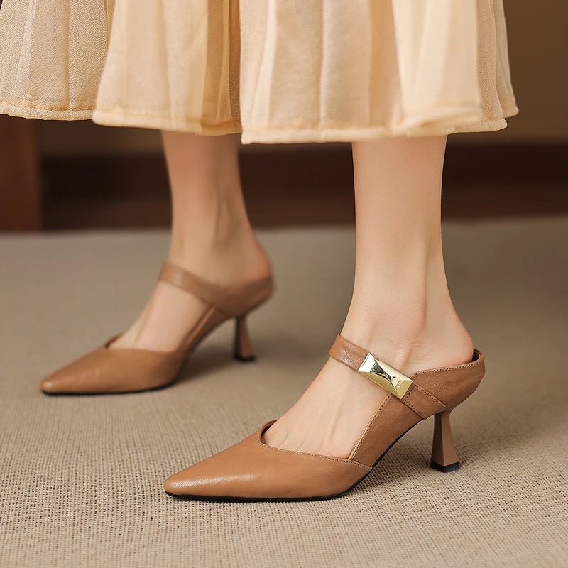 Women's new summer leather sheepskin metal accessories belt buckle high heels and toe caps Mueller shoes fashion slippers
Women's new summer leather sheepskin metal accessories belt buckle high heels and toe caps Mueller shoes fashion slippers
