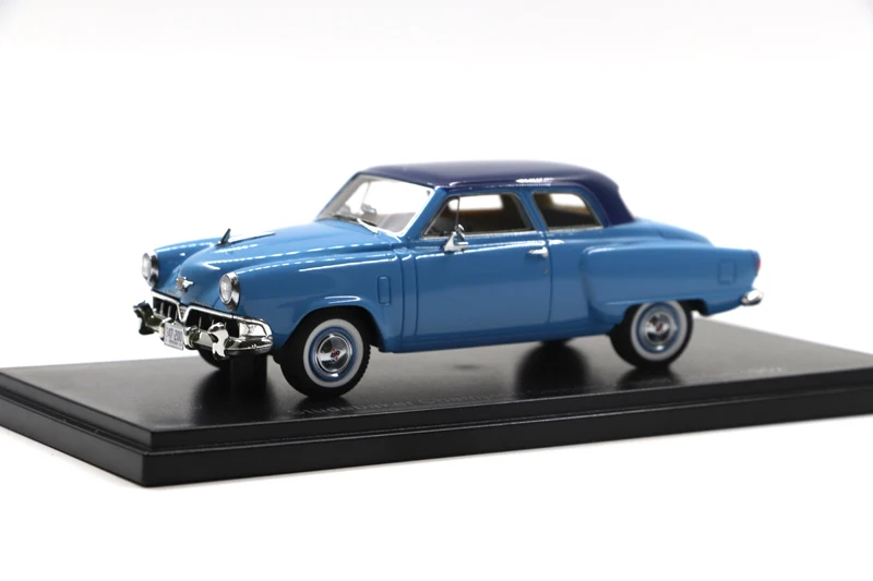 BOS 1:43 For Studebaker Champion1952 Classic Cars Limited Edition Resin Metal Static Car Model Toy Gift
BOS 1:43 For Studebaker Champion1952 Classic Cars Limited Edition Resin Metal Static Car Model Toy Gift